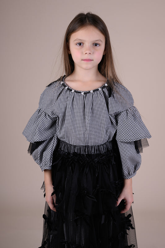 SAMMI BLOUSE BLACK AND WHITE